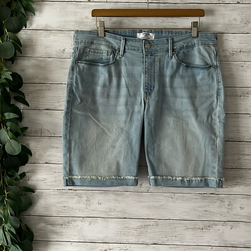 Levi’s Denizen Bermuda Shorts